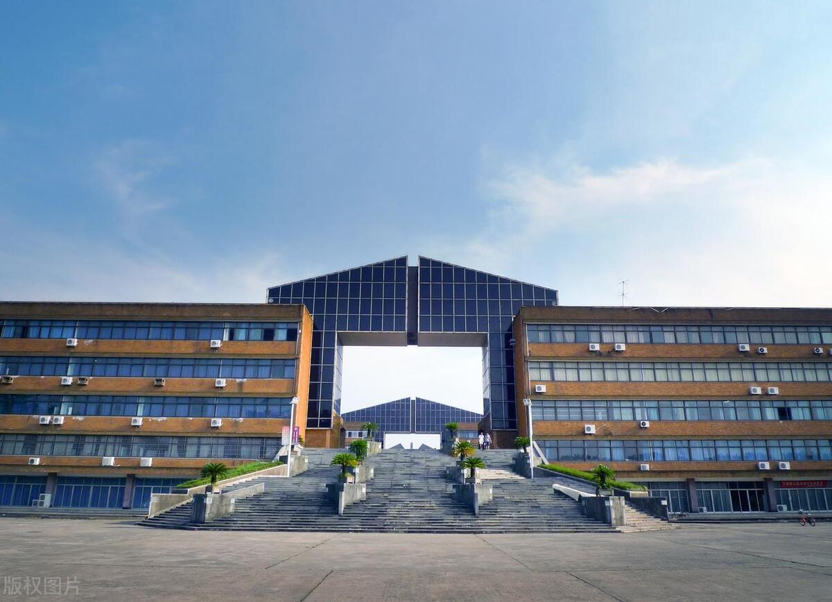 报考浙江大学的条件和要求是什么,报考大学浙江大学