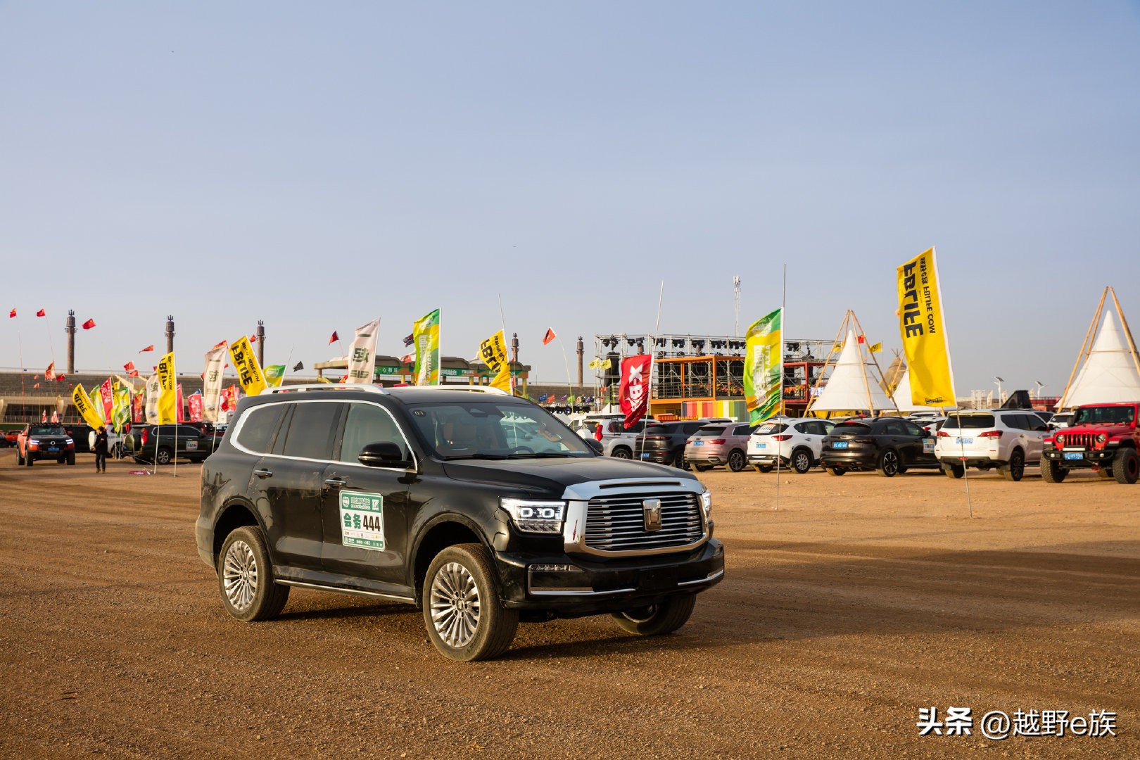 巴丹吉林沙漠越野第一视角,巴丹吉林沙漠越野最震撼视频