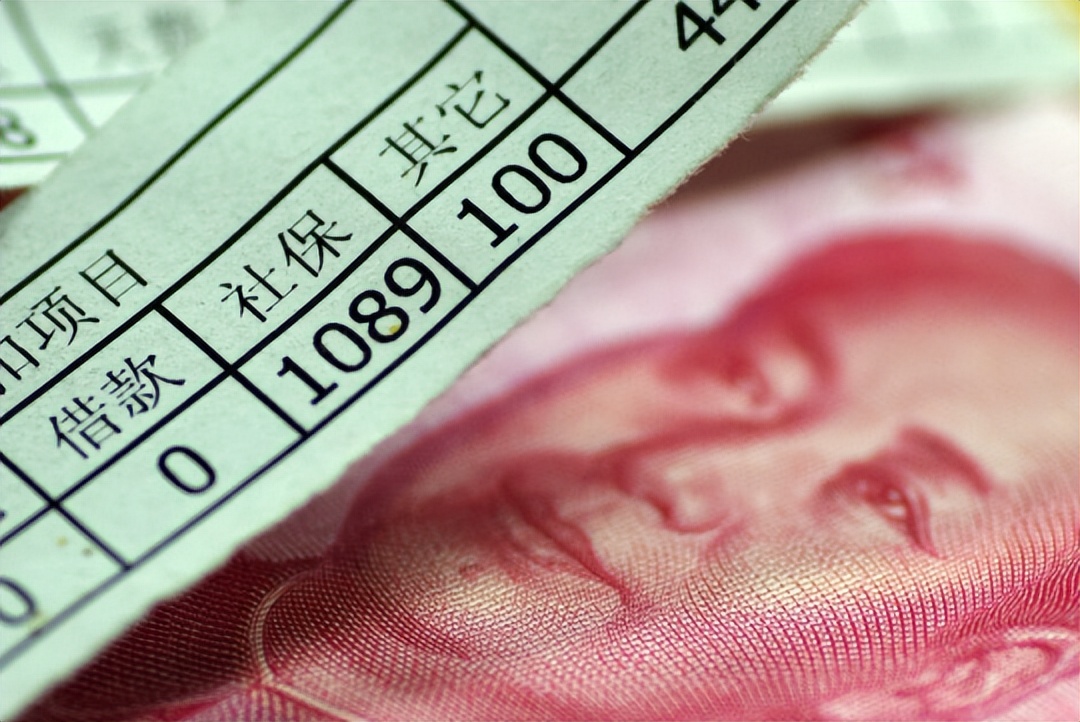 公务员的工资是否靠卖土地支付,土地难卖后公务员怎么办