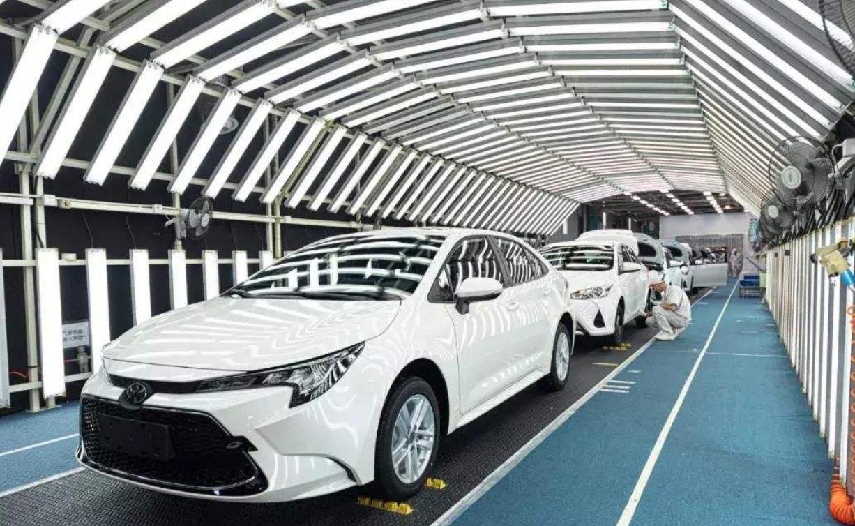 纸糊车再次被曝光,公认纸糊车惨遭曝光