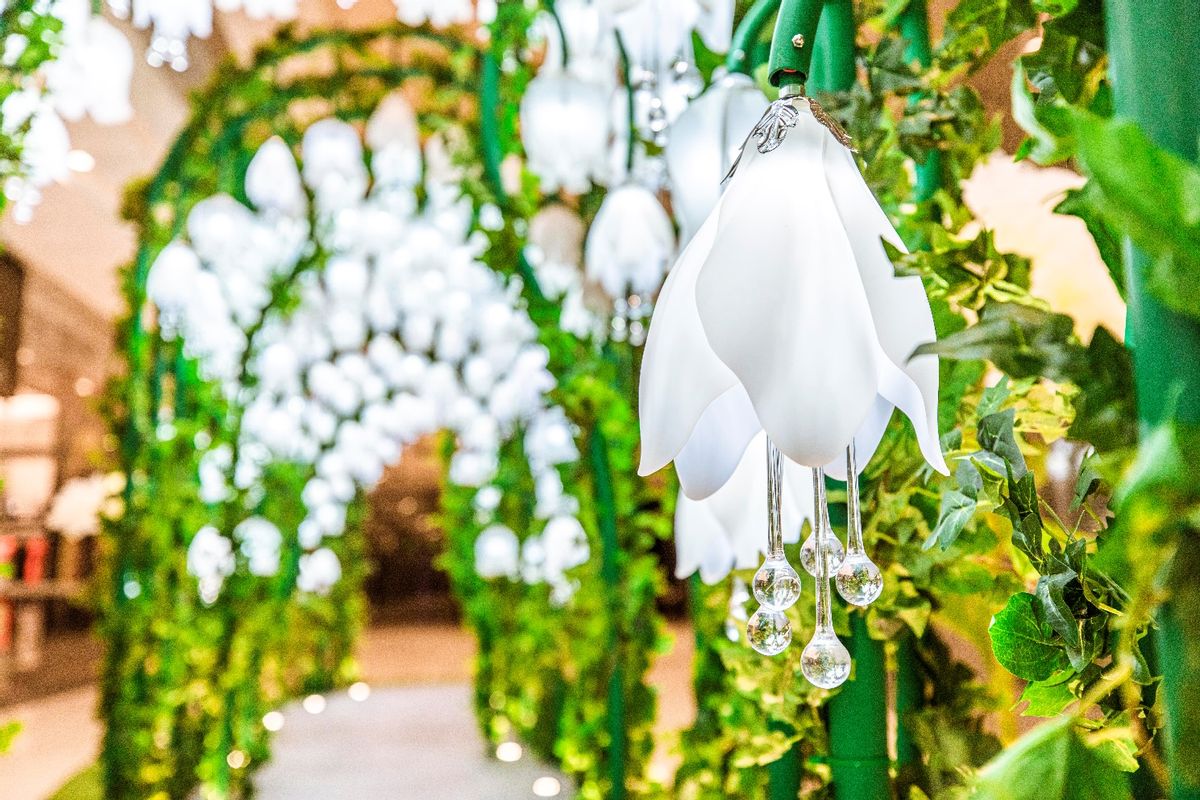 成都IFS叮铃铃奇幻森之旅TheMagicBellForest主题活动欢乐启幕