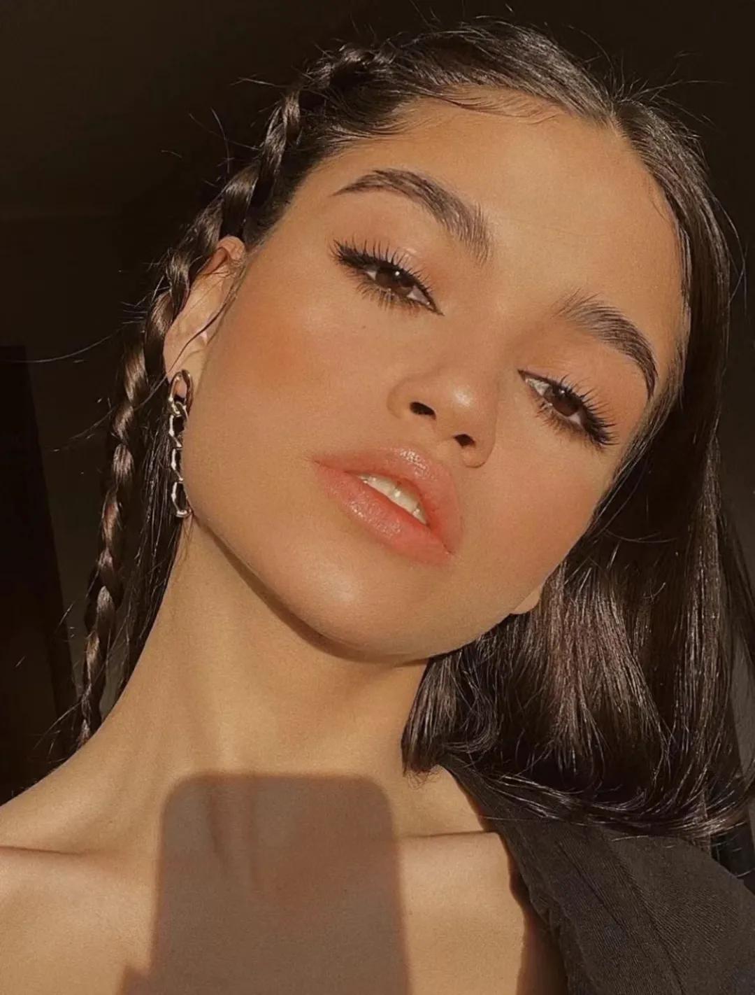 塌鼻梁的变美思路,塌鼻子变美小技巧视频教程