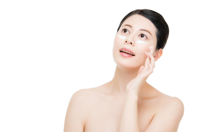 八杯水护肤品的正确使用顺序,护肤品的正确使用顺序和方法图片