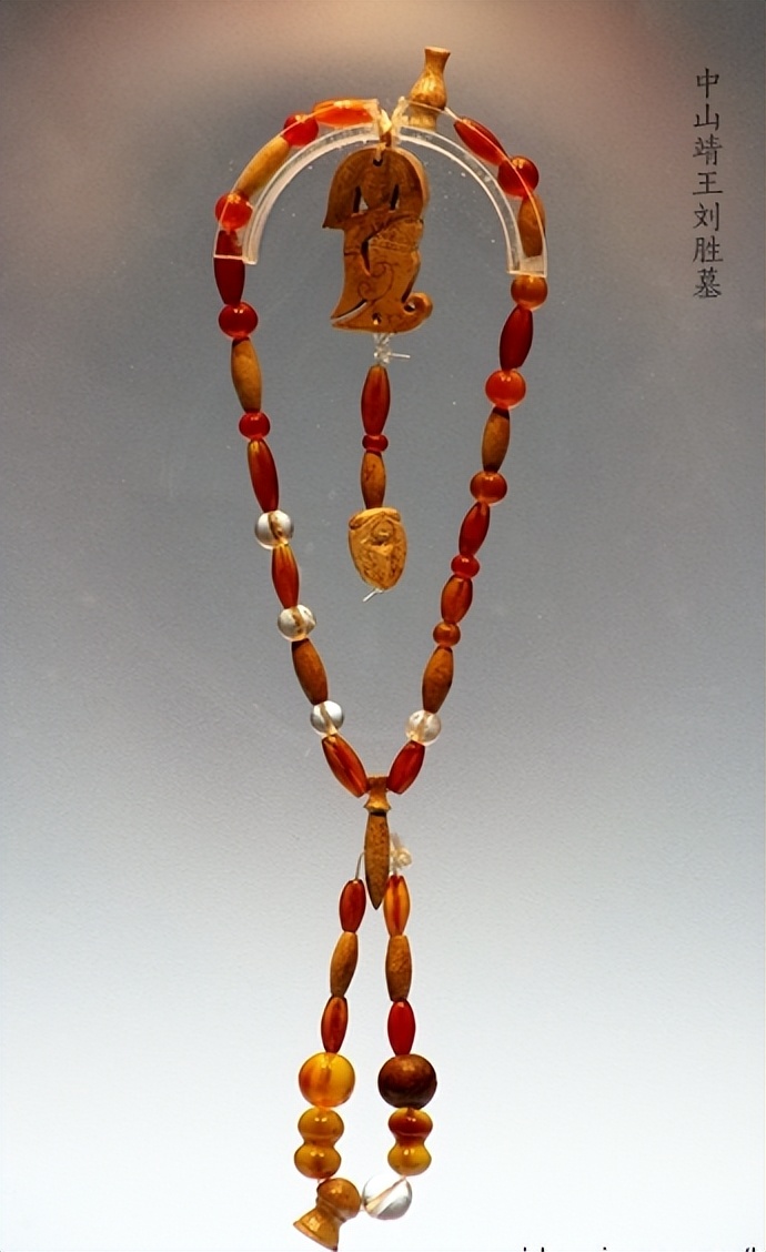 无瑕胜玉美至洁过冰清的意思,无瑕胜玉美