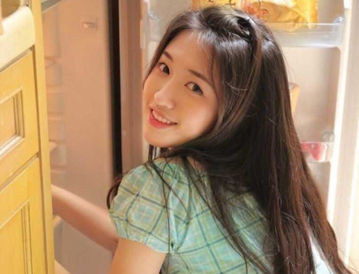 如何跟喜欢的女孩子聊天找话题,没有话题跟女朋友聊天怎么找话题