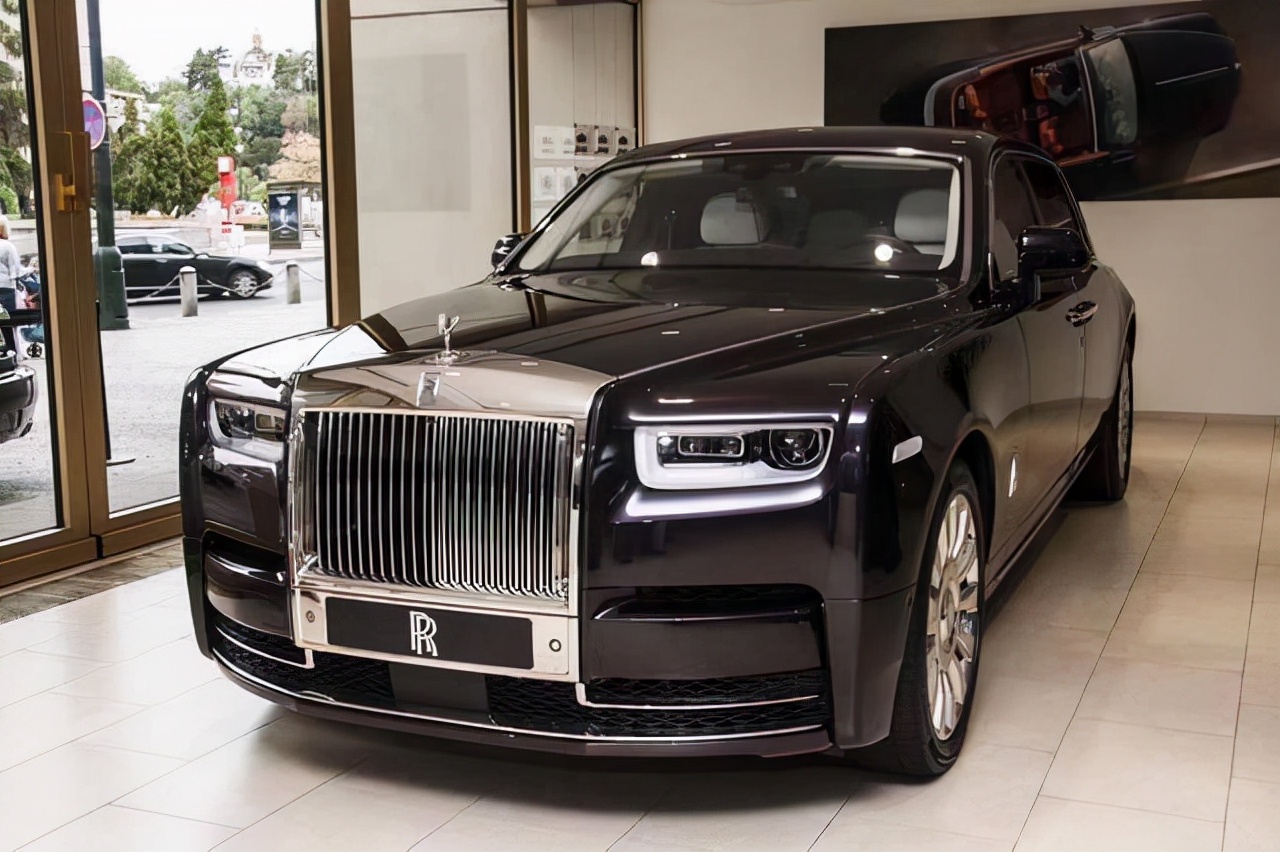 劳斯莱斯雨伞一把真的要10万吗,劳斯莱斯一把雨伞10万元