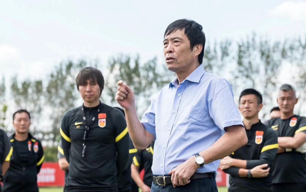 陈戌源被抓后!名记抨击中国男足:安于享乐信仰金钱,没求生能力