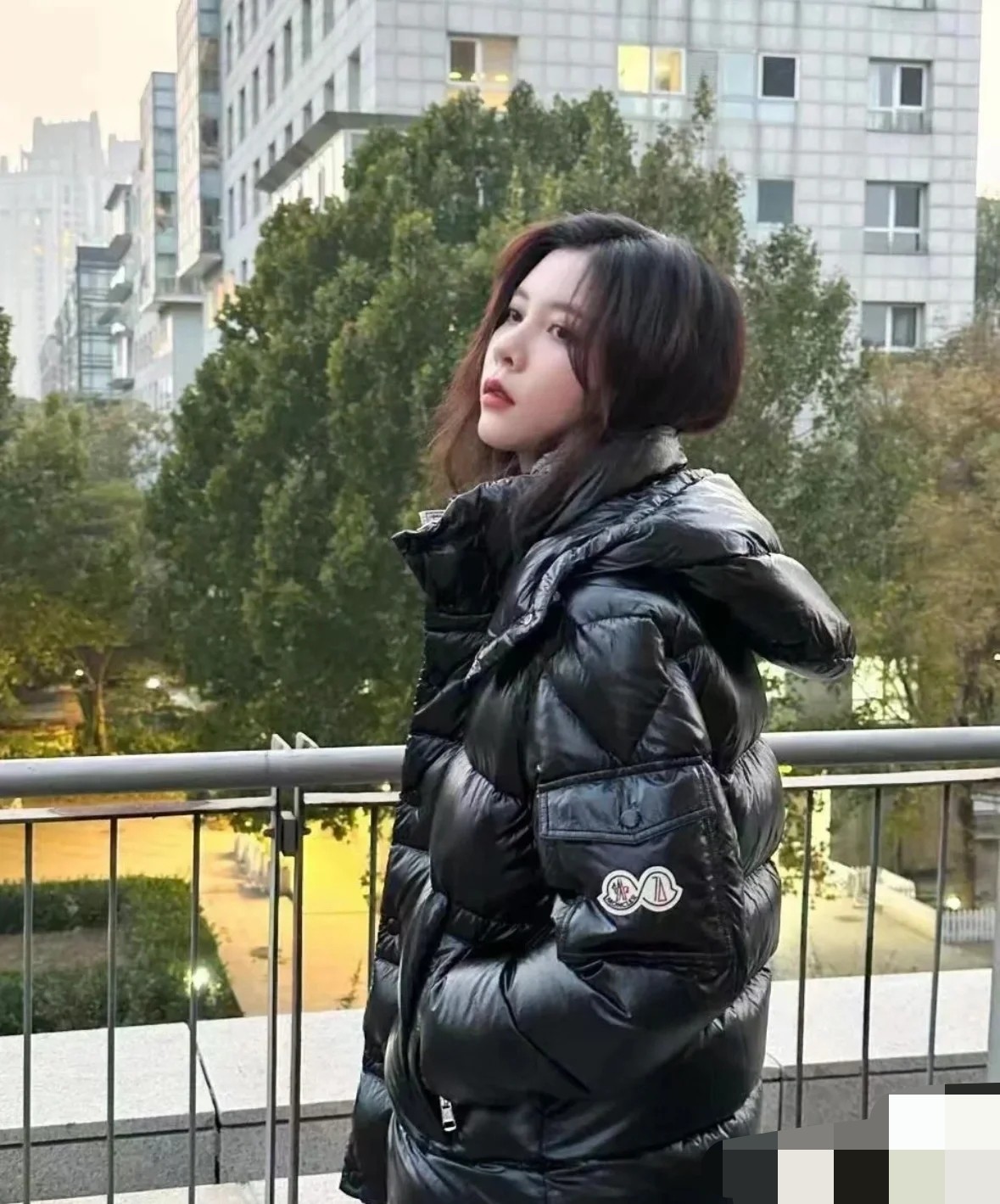 蒙口羽绒服加厚外套,蒙口羽绒服亮玫红色所有限定款