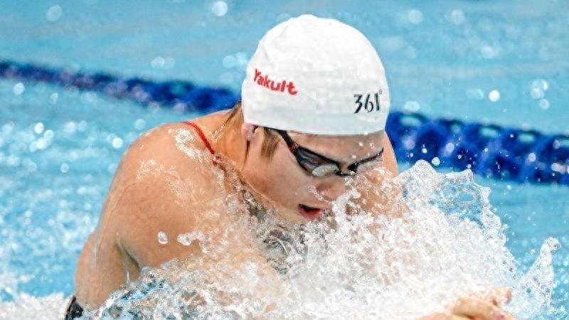 血泪抗争:女运动员赛前“刮毛”、赛后强忍痛扯泳衣