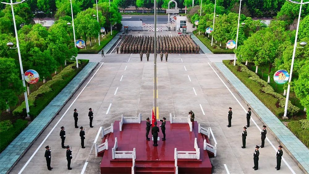 第71集团军：祝福伟大的*党**，跑出新时代奋斗强军的加速度