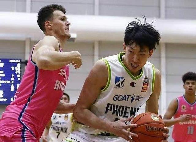 周琦榜首,国内第一中锋周琦