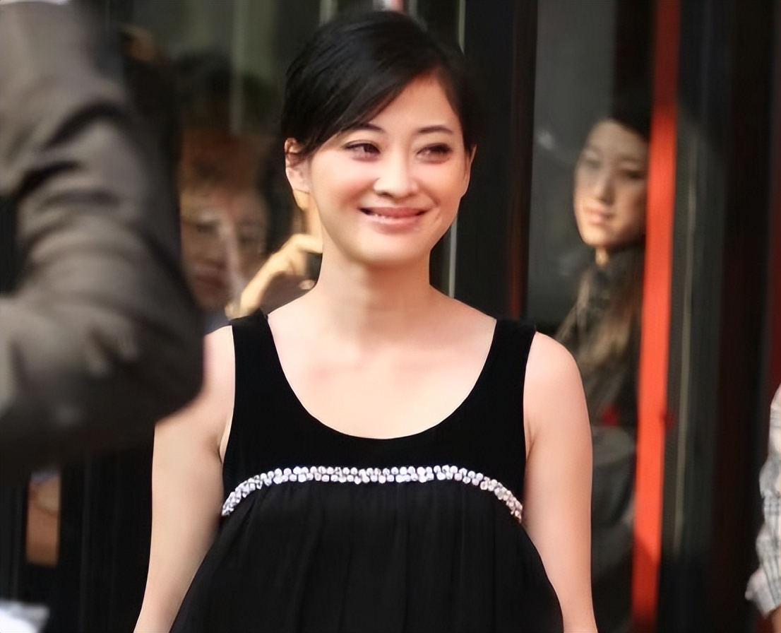 41岁的殷桃和46岁的梅婷,殷桃梅婷最好看的图片