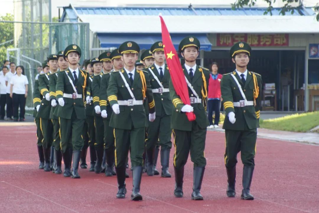 广东学校开幕式震撼全场,广东这所学校超硬核