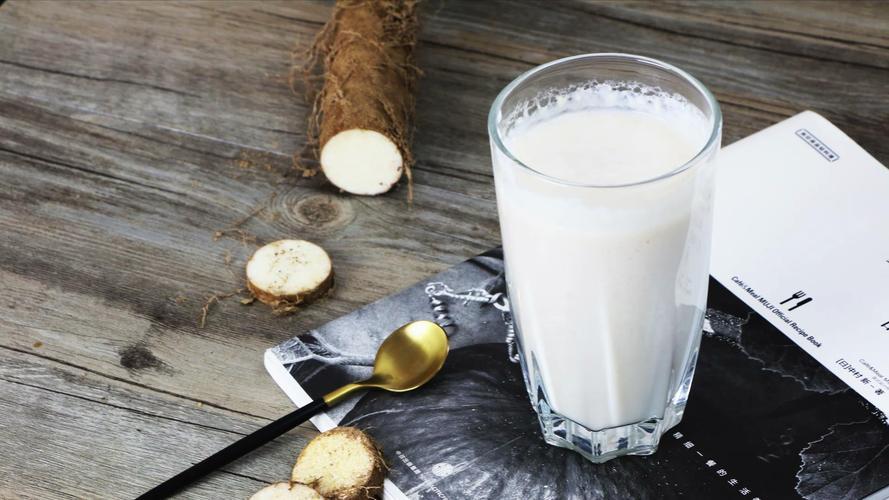 糖尿病人吃主食同时可以喝牛奶吗,有高血压和糖尿病的人能喝牛奶吗