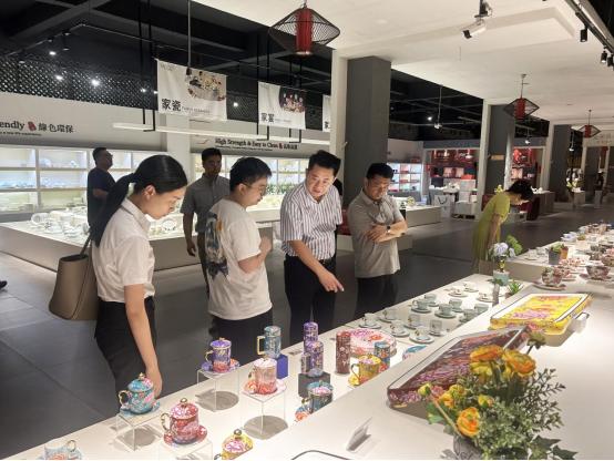 AI榫欏ご浼佷笟,涓庝竷瀹禷i绉戞妧鍏徃楂樼浼氶潰