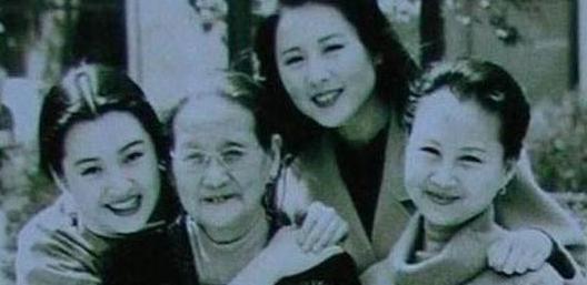 风情万种许晴现状,如今53岁的许晴身材和颜值