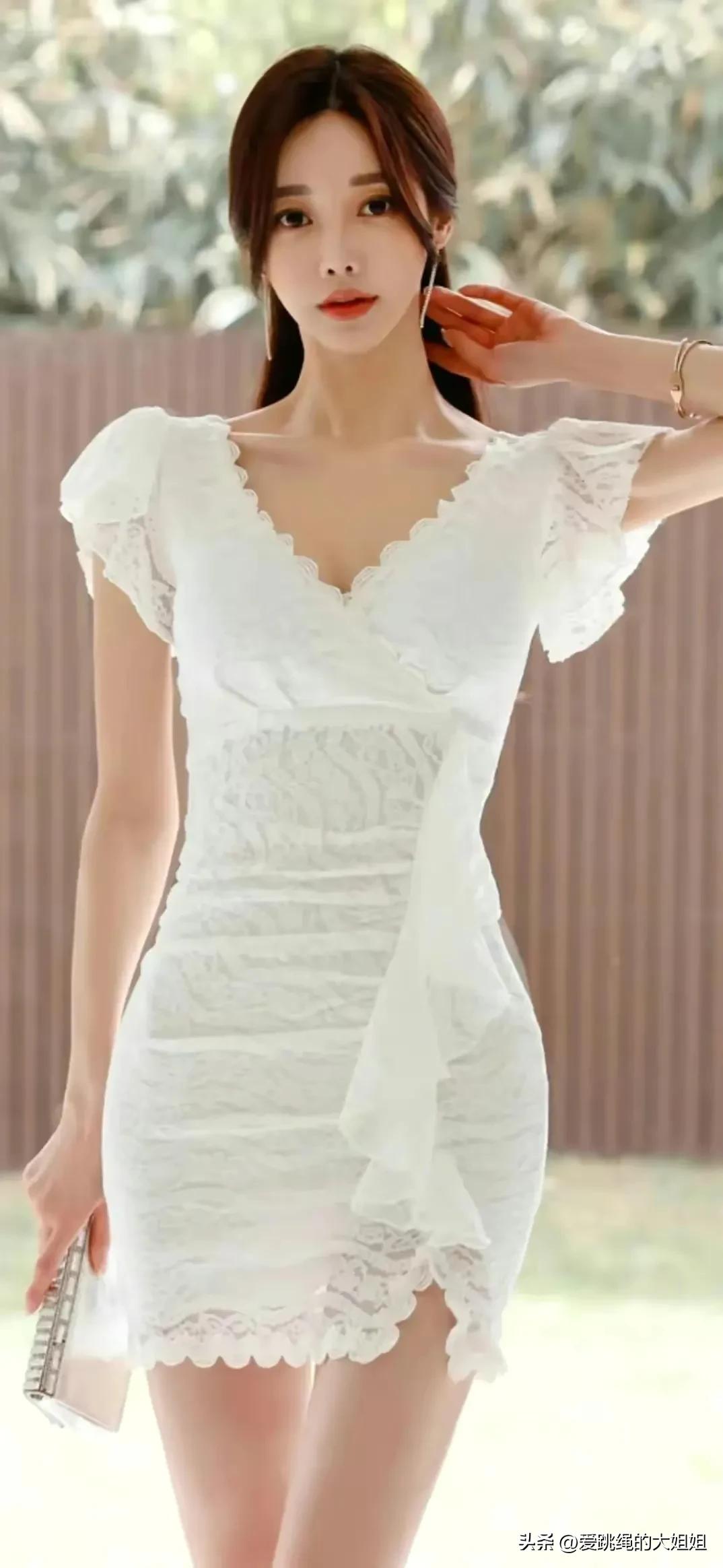 韩国模特孙允珠，性感时尚，美丽动人