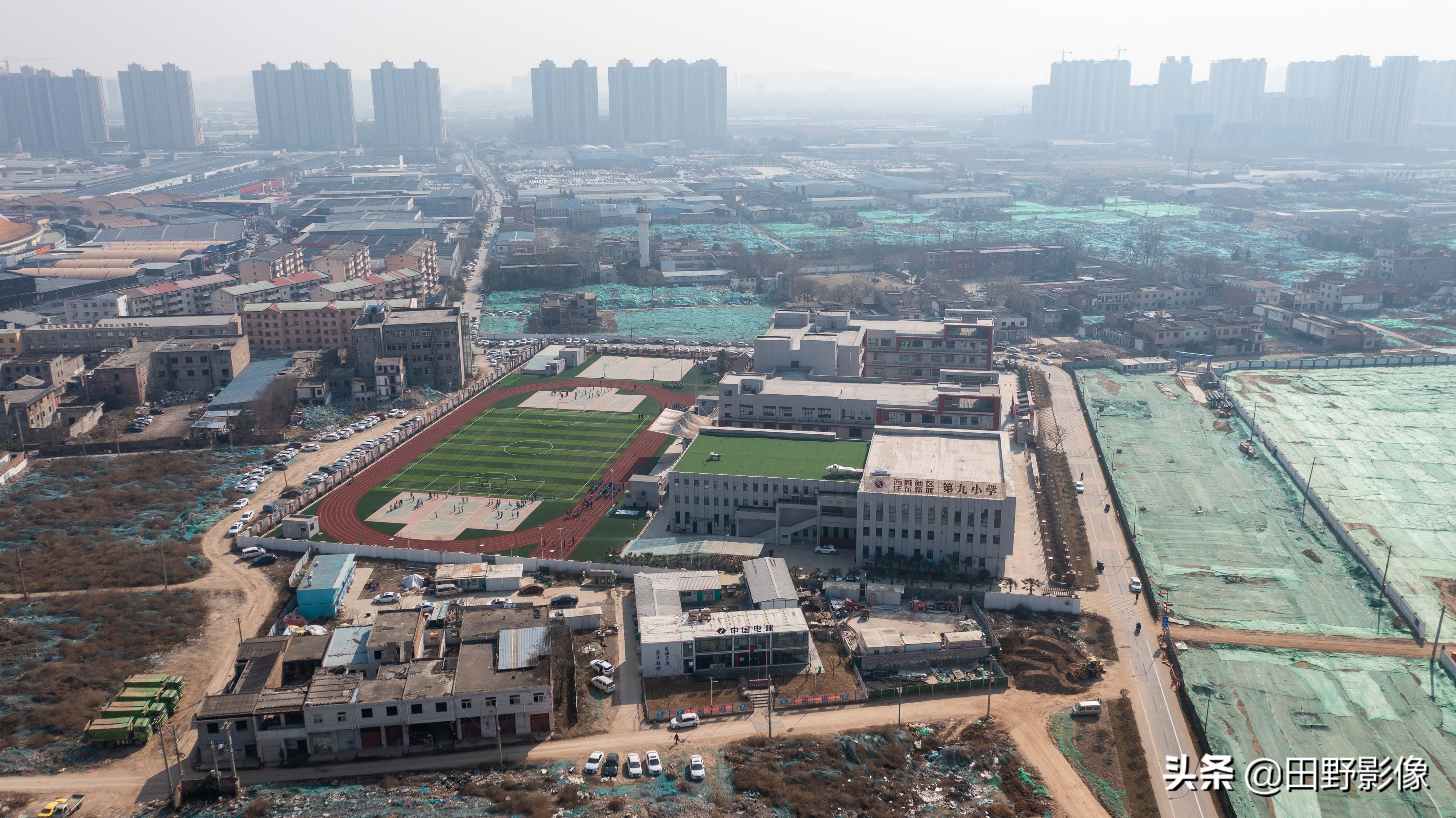 沣东科统区夜景航拍,西安沣东自贸园板块后期发展如何