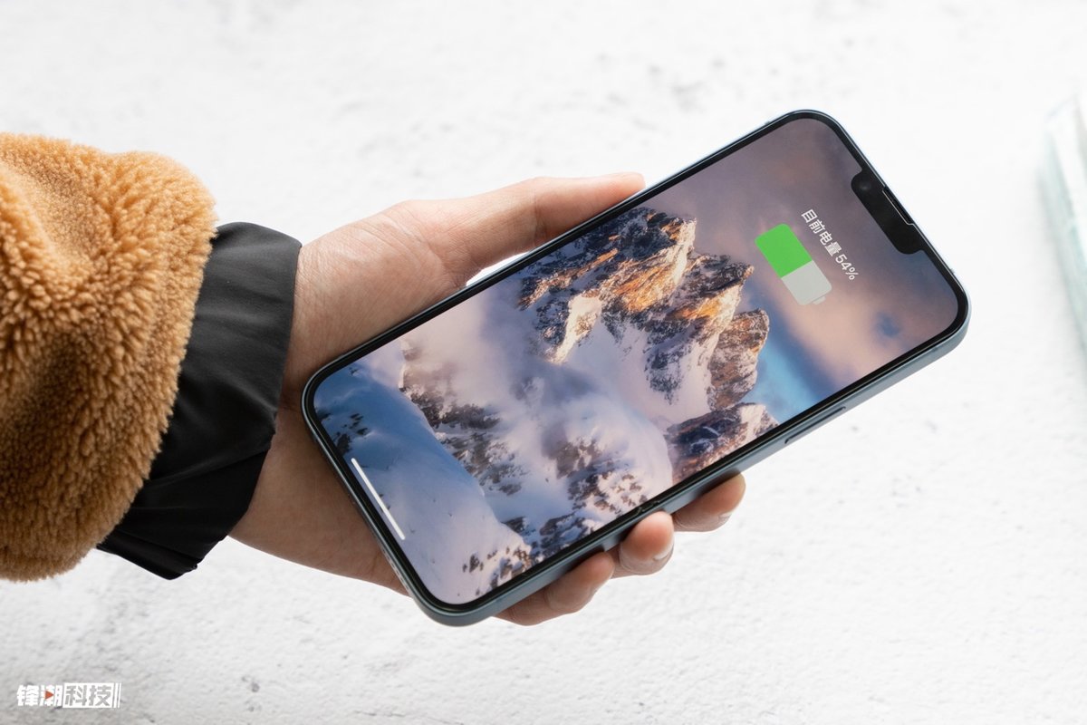 anker安克磁吸充电宝多功能高颜值,anker安克磁吸充电宝拆机