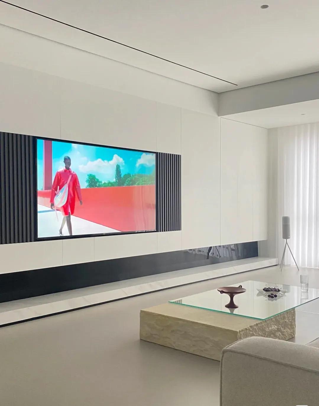 近日浙江一女子晒出自建房,辽宁一女子晒160新家装修