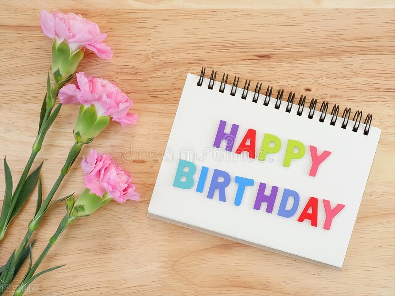 祝女朋友生日高情商有深度的文案,适合自己生日当天发朋友圈的文案