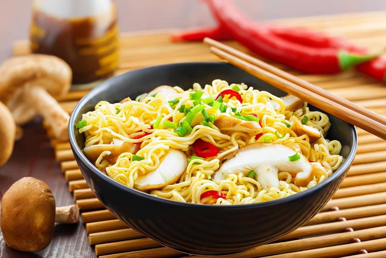 方便面吃多了容易致癌吗,方便面吃多会致癌吗