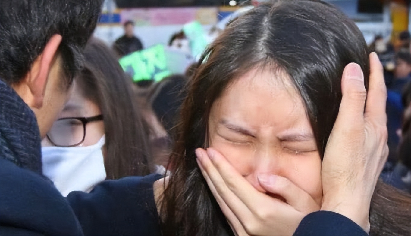 2019年高考数学难度学生哭了,22年数学高考难哭了