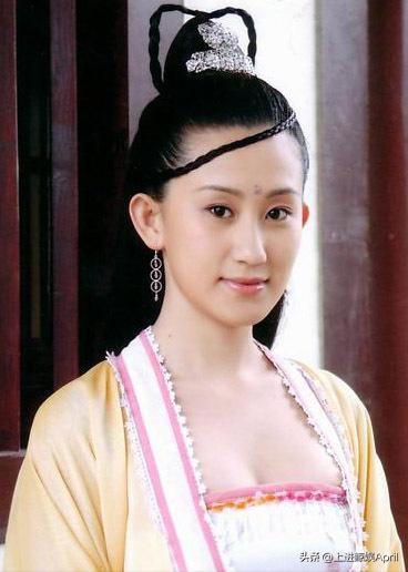 贾静雯初恋,贾静雯高圆圆虎扑女神