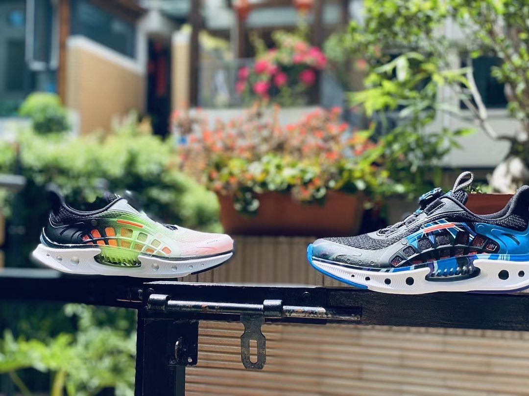 抄袭运动鞋,安踏和李宁运动鞋对比