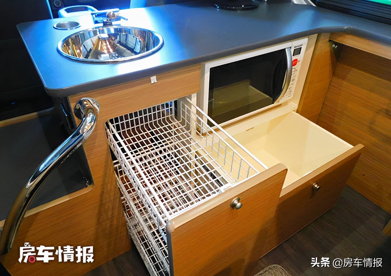 新款丰田海狮高顶房车,丰田海狮房车