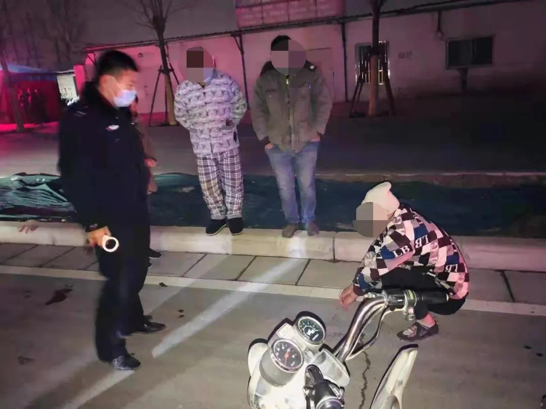 平安守护感人图片,保一方平安锦旗