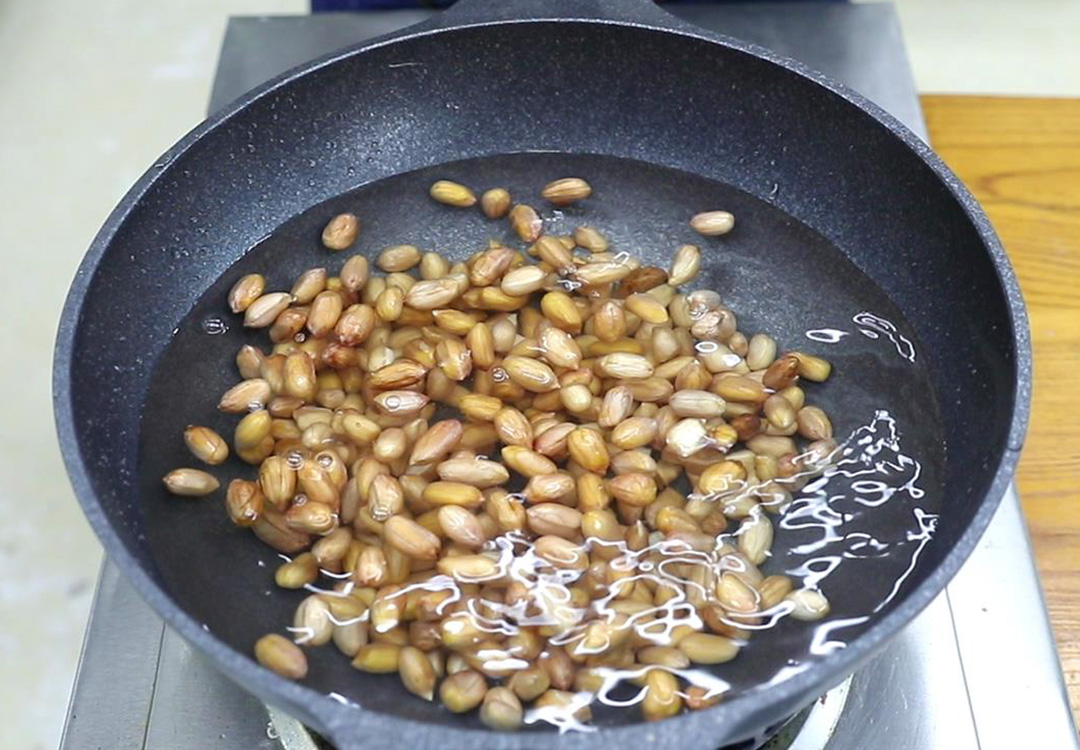 花生配什么菜最好吃，教你5种不同做法，鲜香美味，顿顿吃光盘