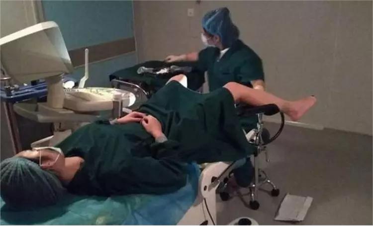 女生每个月都有卵子排出,不用浪费不如把它卖了。这是真的吗?