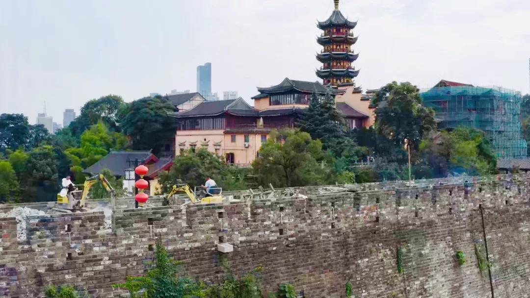 古诗中的南京美景,唐诗三百首关于南京