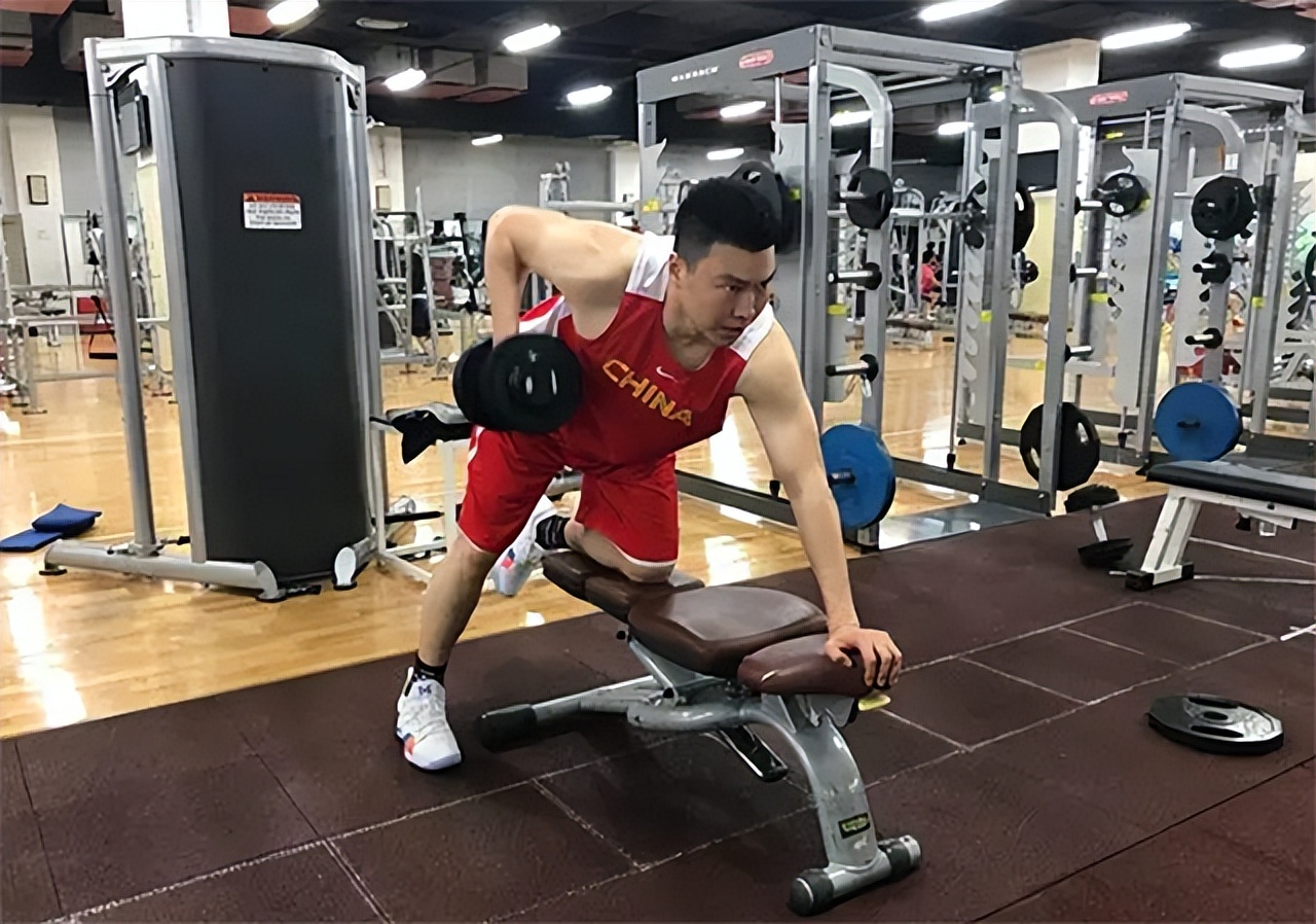 中国男篮国手李根再婚,男篮李根现任妻子