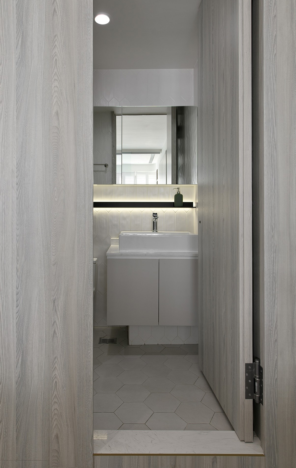 退休夫妻精致的养老生活，住102㎡，全屋典雅现代，让人羡慕