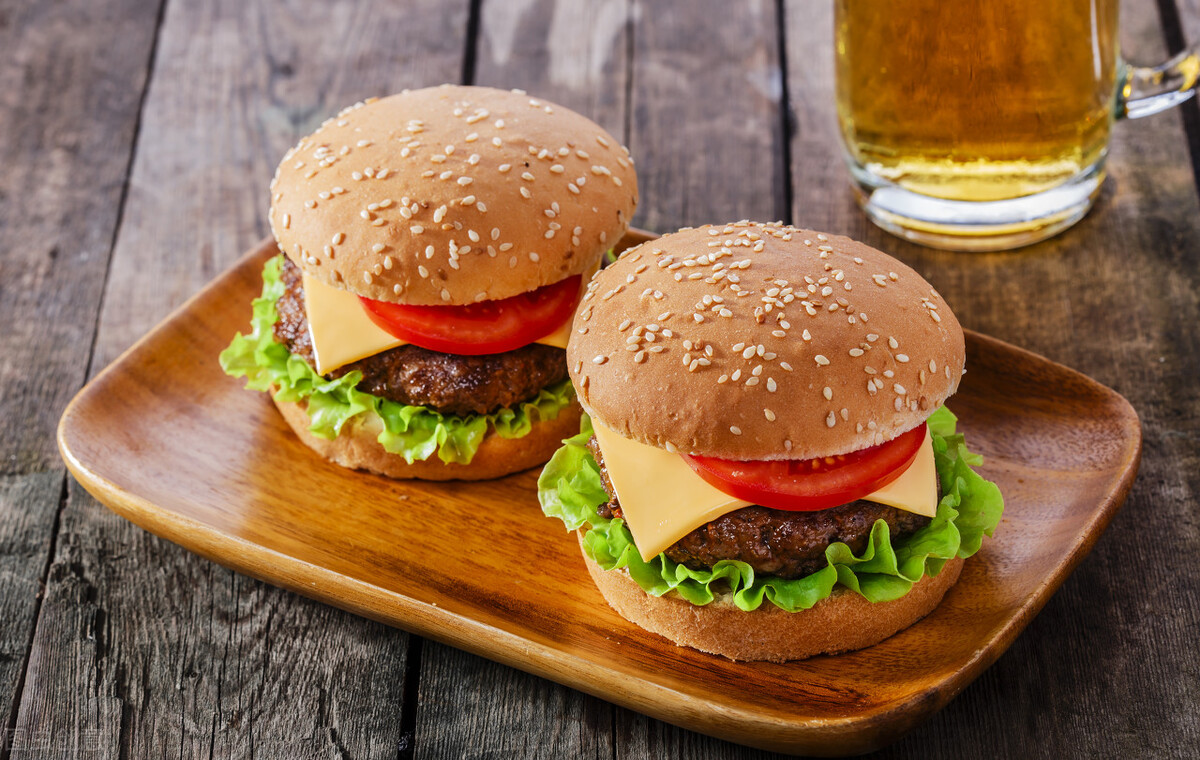 为什么很多人都喜欢吃垃圾食品？