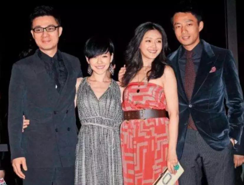 看似是俊男美女、豪门名流，实际上一个比一个不禁扒