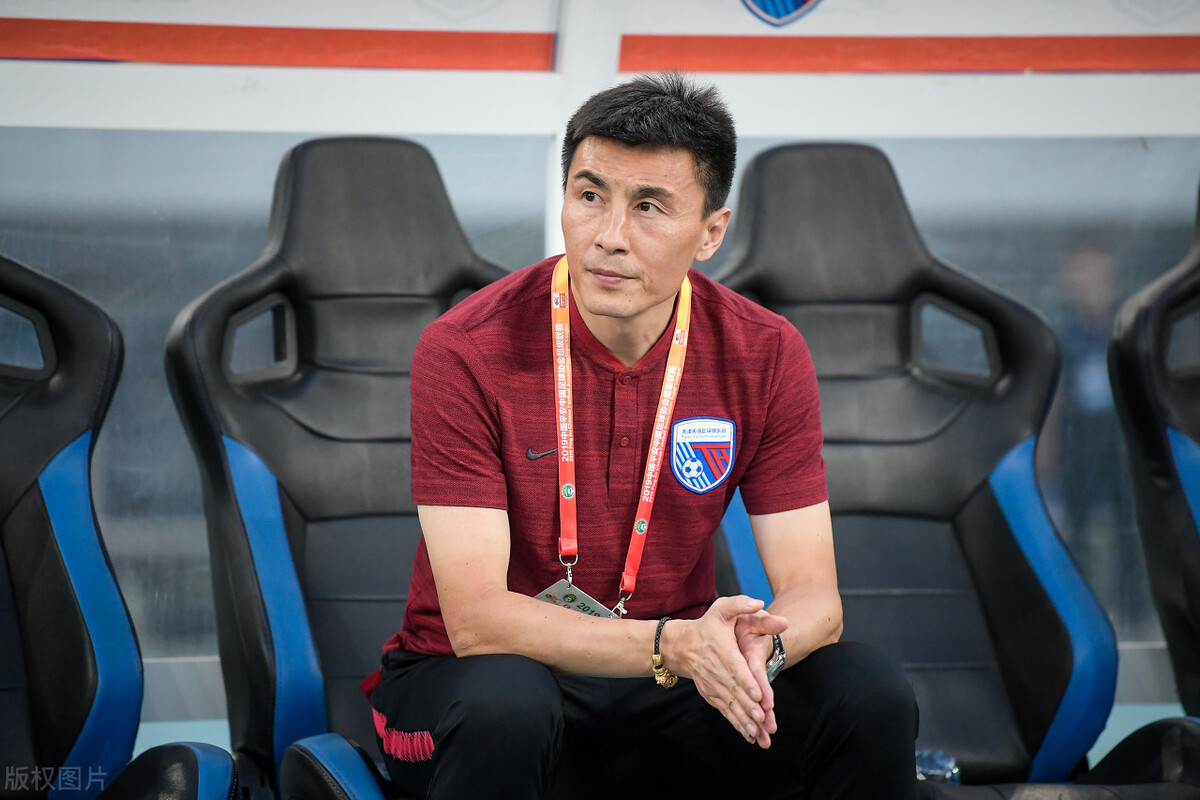 李玮锋带领广州城保级成功,广州城足球俱乐部李玮锋