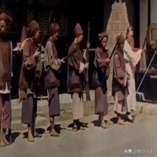 纳粹老照片犹太女人,老照片纳粹女魔头的下场