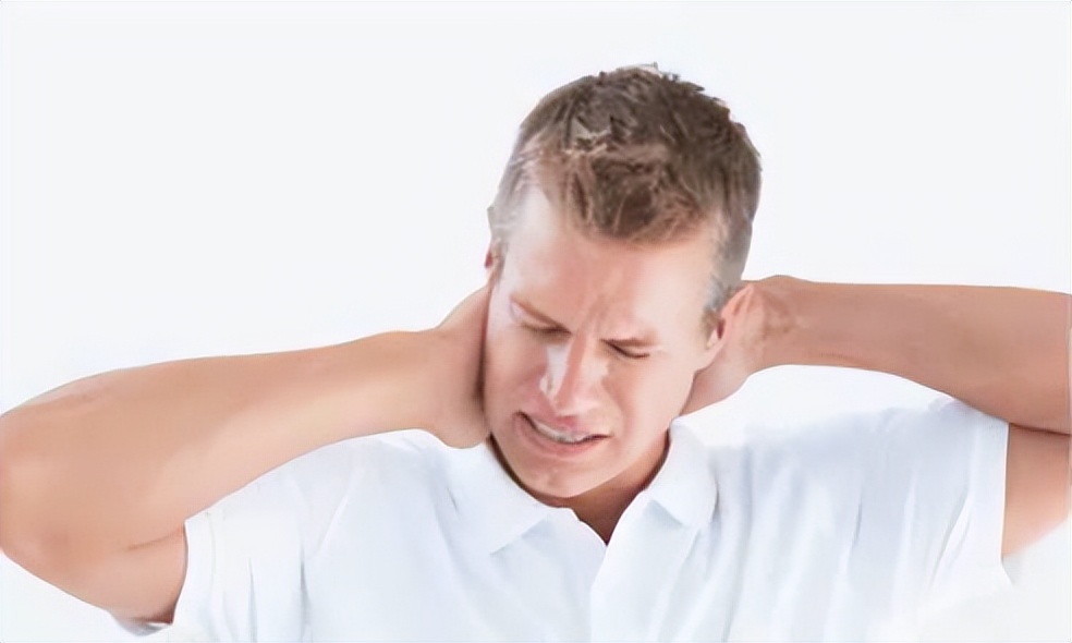 脖子歪斜很难受怎么办,脖子歪斜是什么原因造成的