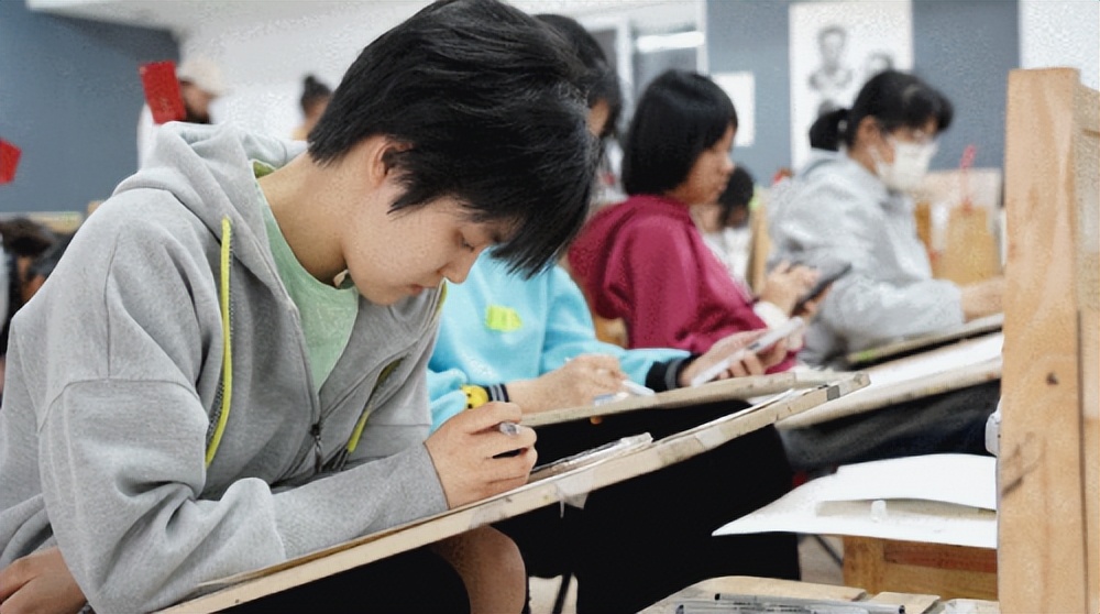 北京画室排名前十位的有哪些画室,北京华卿画室和水木源画室哪个好