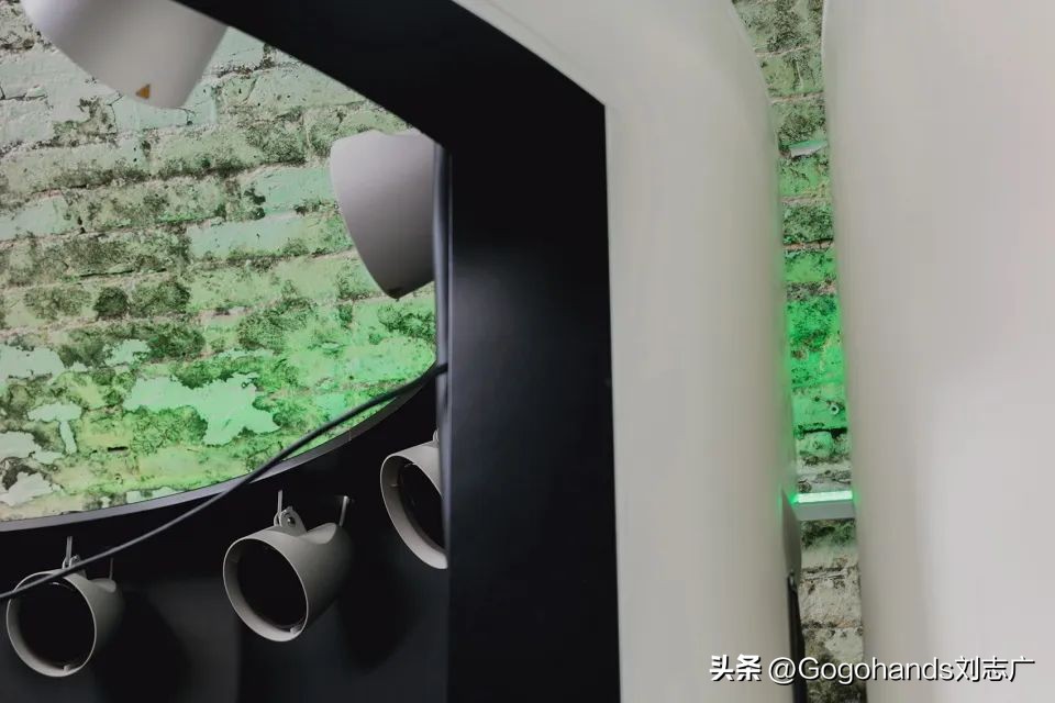 元宇宙游戏用什么玩,元宇宙游戏可以玩吗