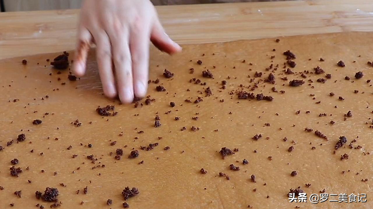 红糖馒头750克面粉放多少水和酵母,自发面粉制作红糖馒头的教程