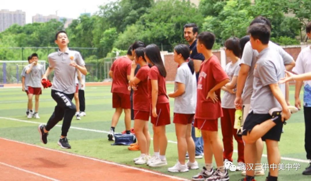 记录毕业典礼的快乐时光,学校毕业典礼上的那些事