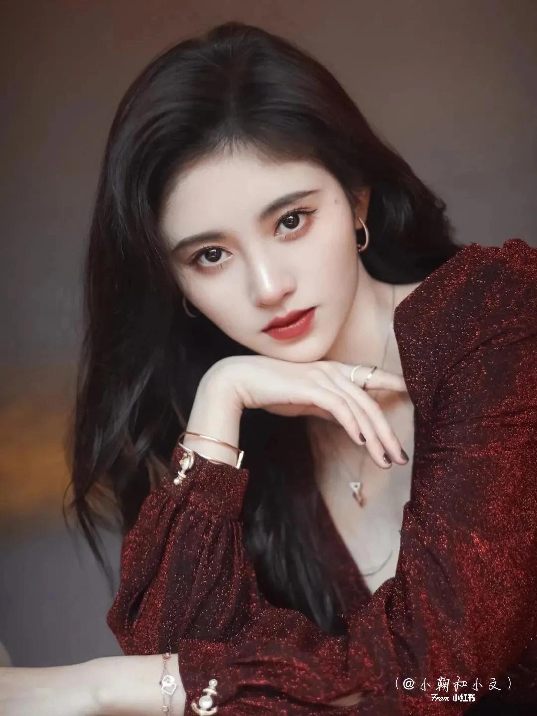 2021年的一线女艺人,2022中国前十名的女艺人