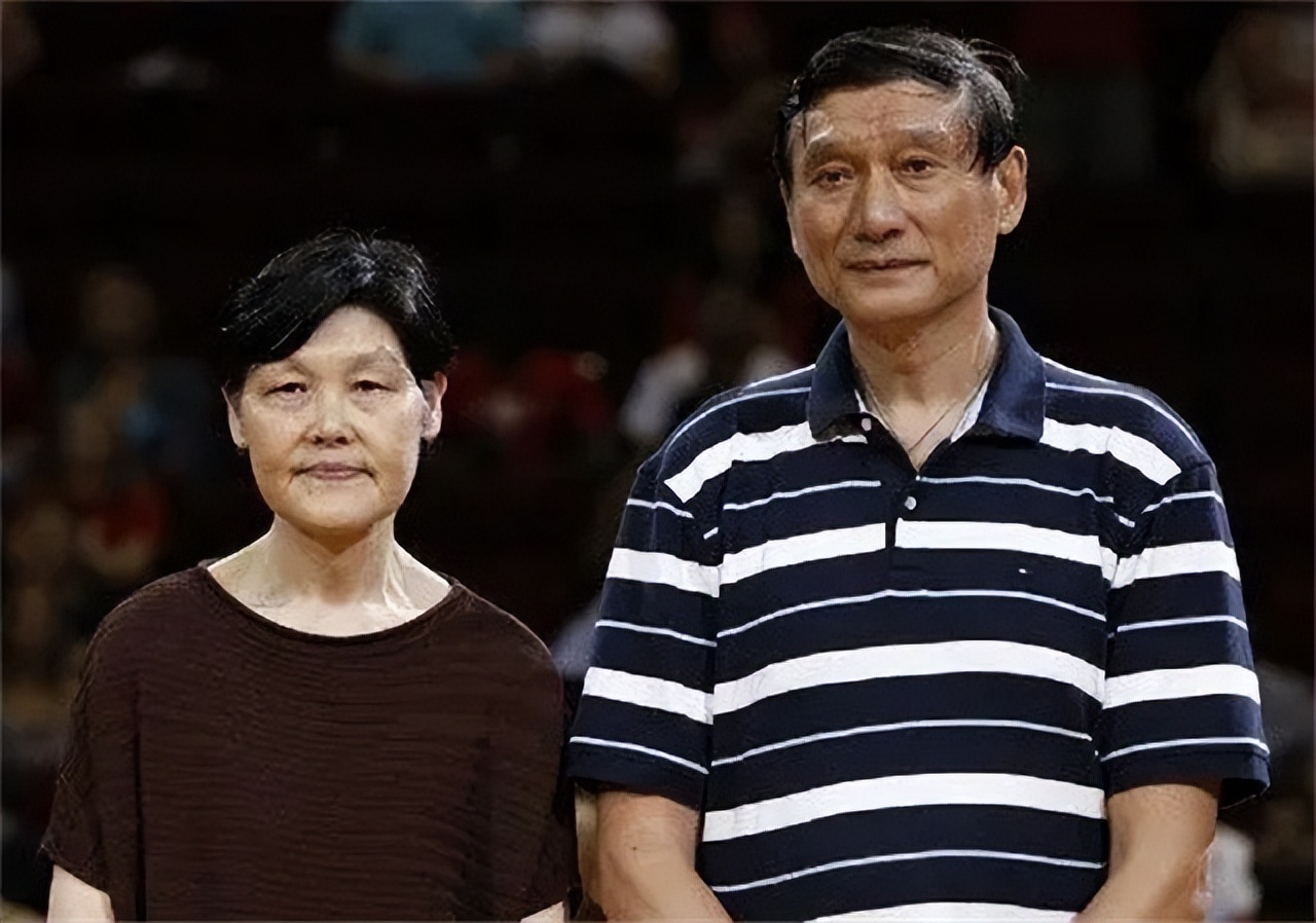 姚明一家三代近照,姚明个人资料及父母