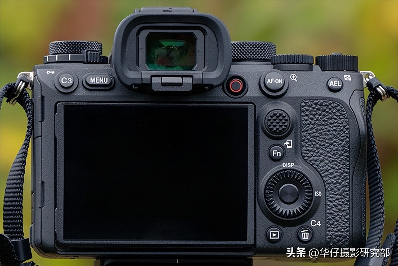 索尼a1权威深度测评曲线,索尼a1深度评测视频