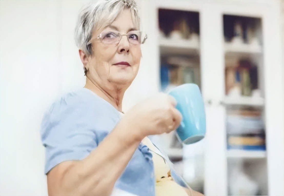 90岁老人去世前有什么征兆,老人即将去世眼睛征兆是什么样的