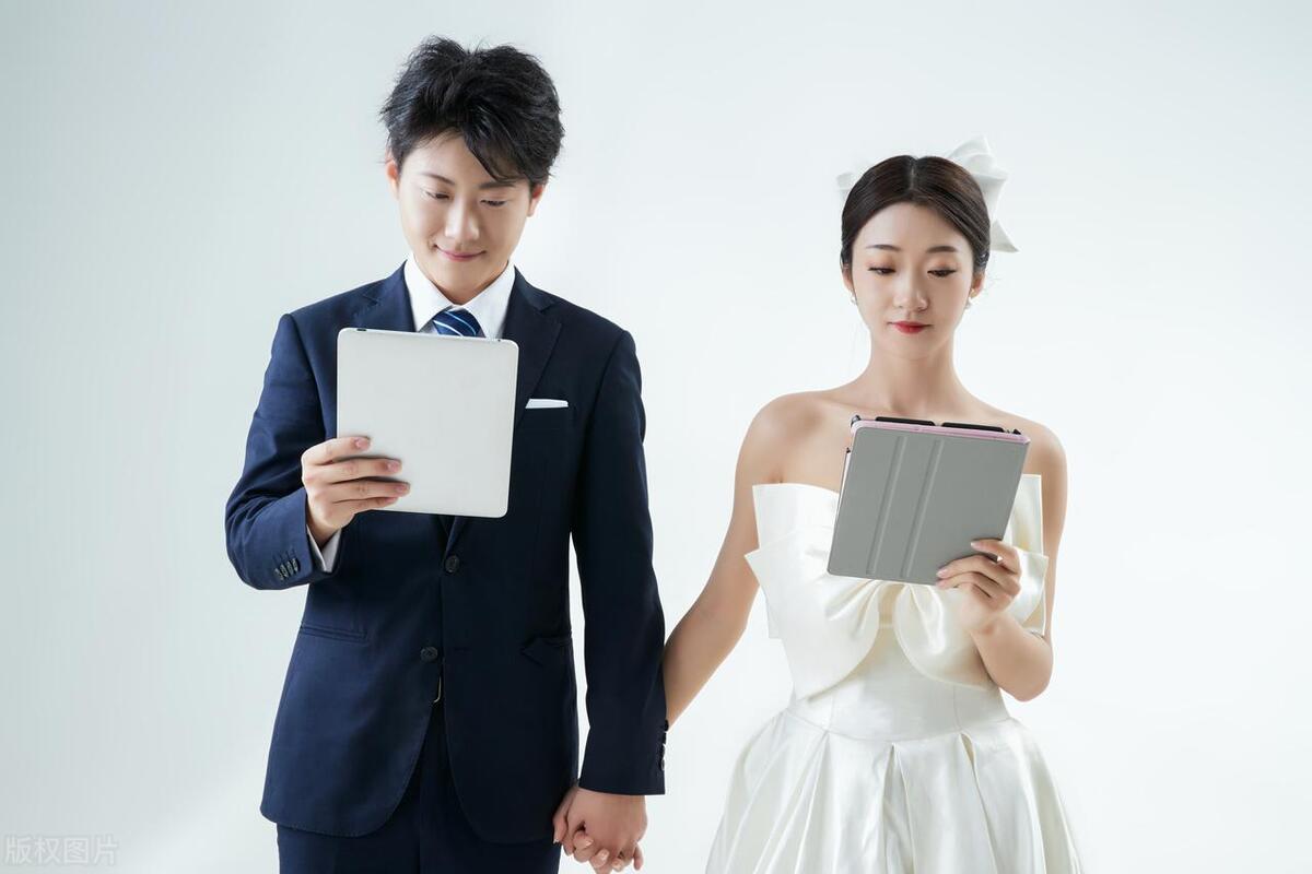 她说，为什么每个人都会碰到七年之痒？